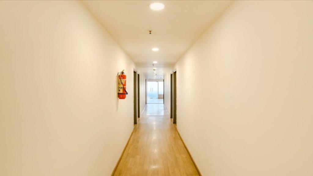Blusky Gaganvihar 3*